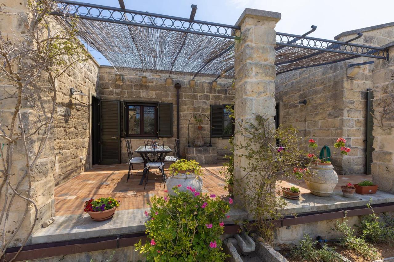 مبيت وإفطار أودجانو لا كييزا Casa Ulmi Con Piscina المظهر الخارجي الصورة